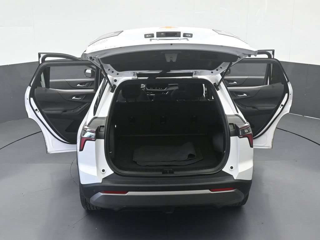 Used 2026 Chevrolet Equinox LT FWD image 63