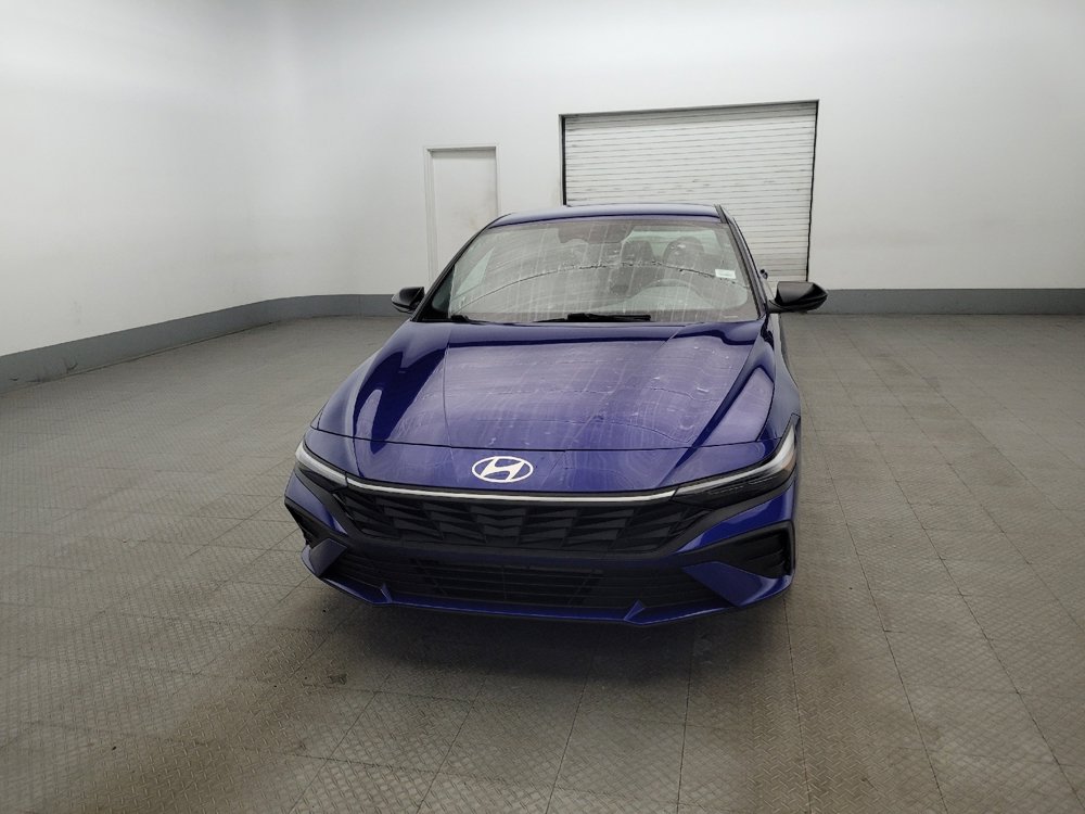 Used 2024 Hyundai Elantra SE image 15