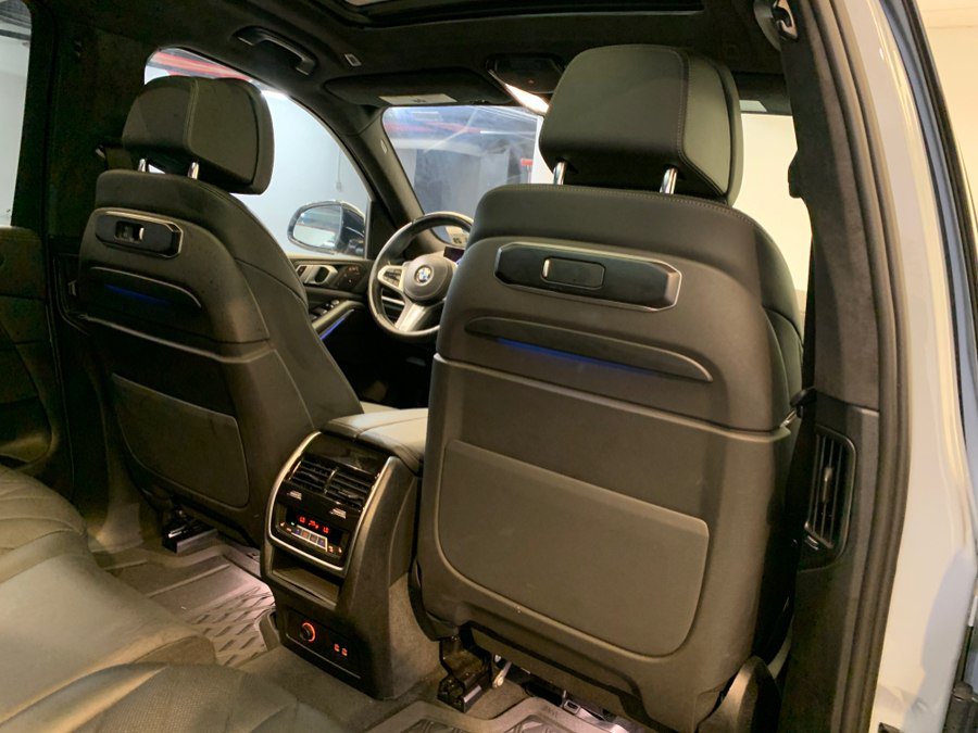 Used 2025 BMW X7 xDrive40i w/ M Sport Package AWD/4WD image 75