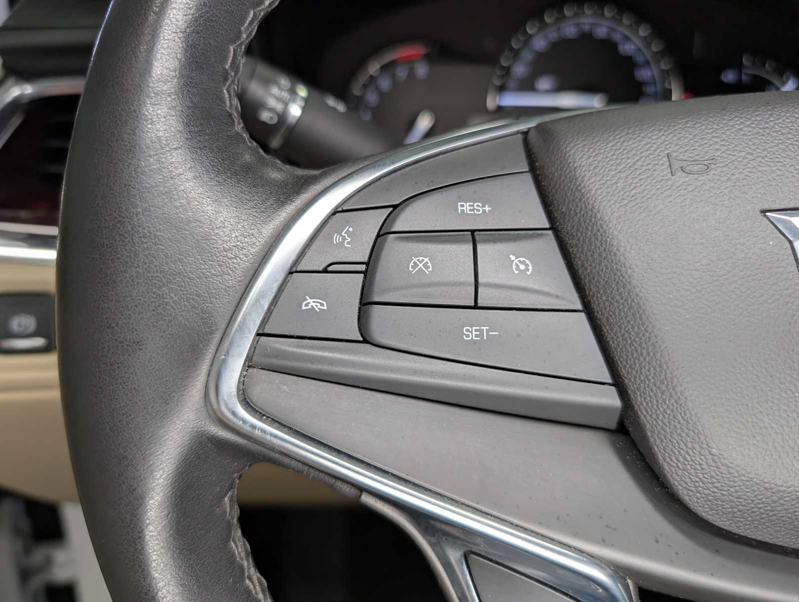 Used 2019 Cadillac XT5 Luxury AWD/4WD image 34