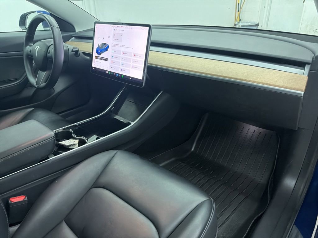 Used 2020 Tesla Model 3 Long Range image 24