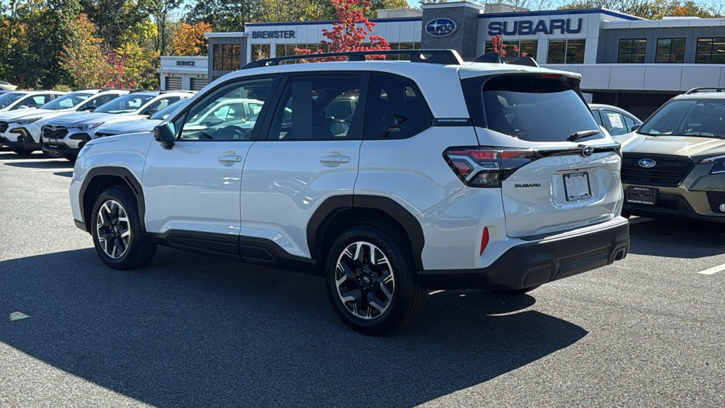 Certified 2025 Subaru Forester Premium AWD/4WD image 6