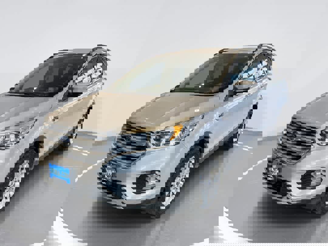 Used 2018 Ford Escape SE image 1