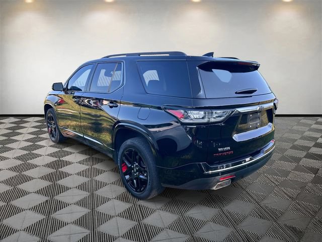 Used 2020 Chevrolet Traverse Premier w/ Redline Edition FWD image 2