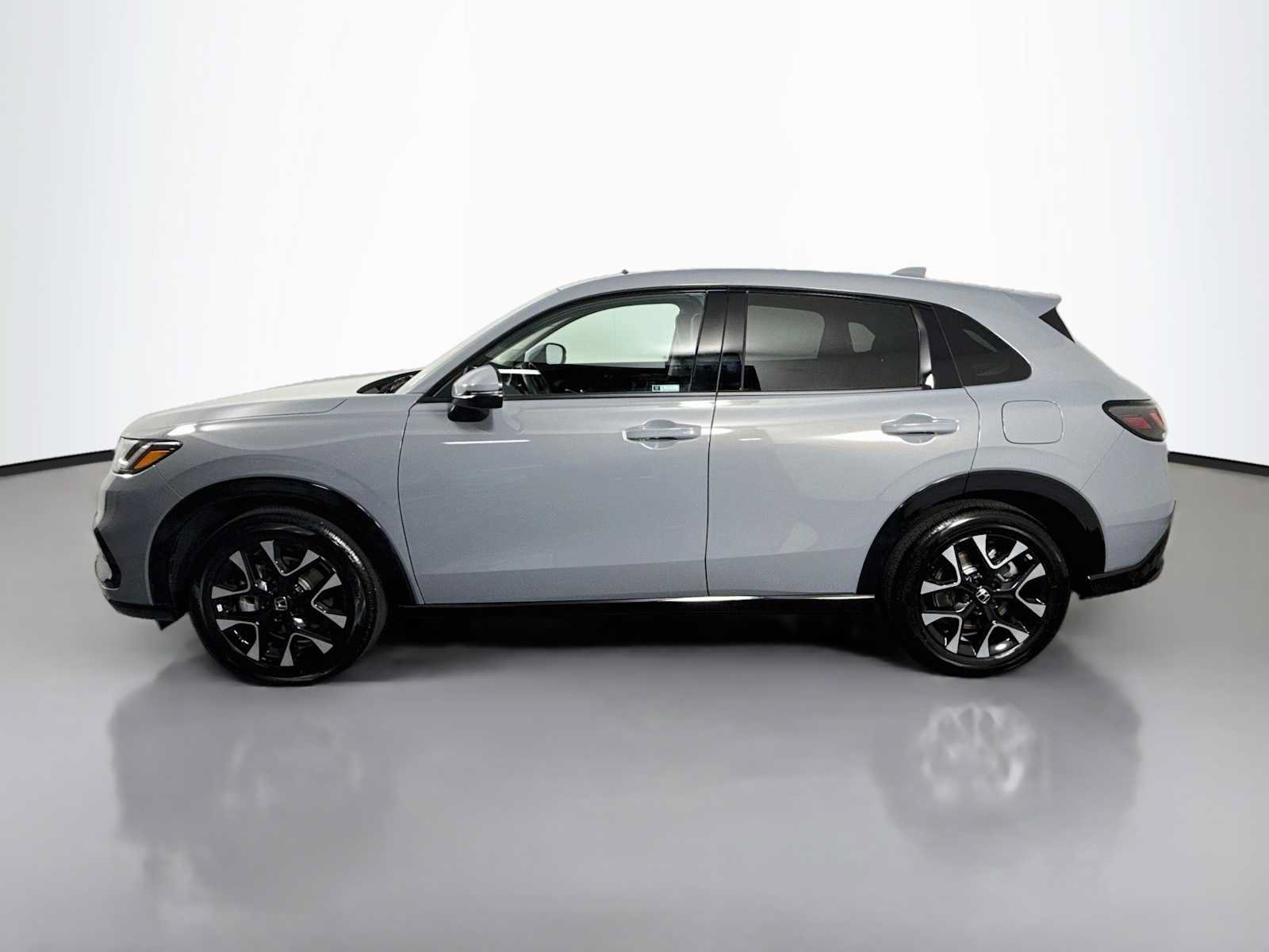 Used 2027 Honda HR-V EX-L image 4