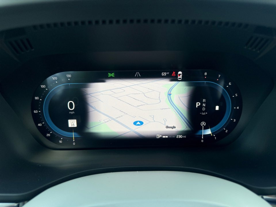 New 2025 Volvo XC60 B5 Ultra w/ Protection Package Premier image 11