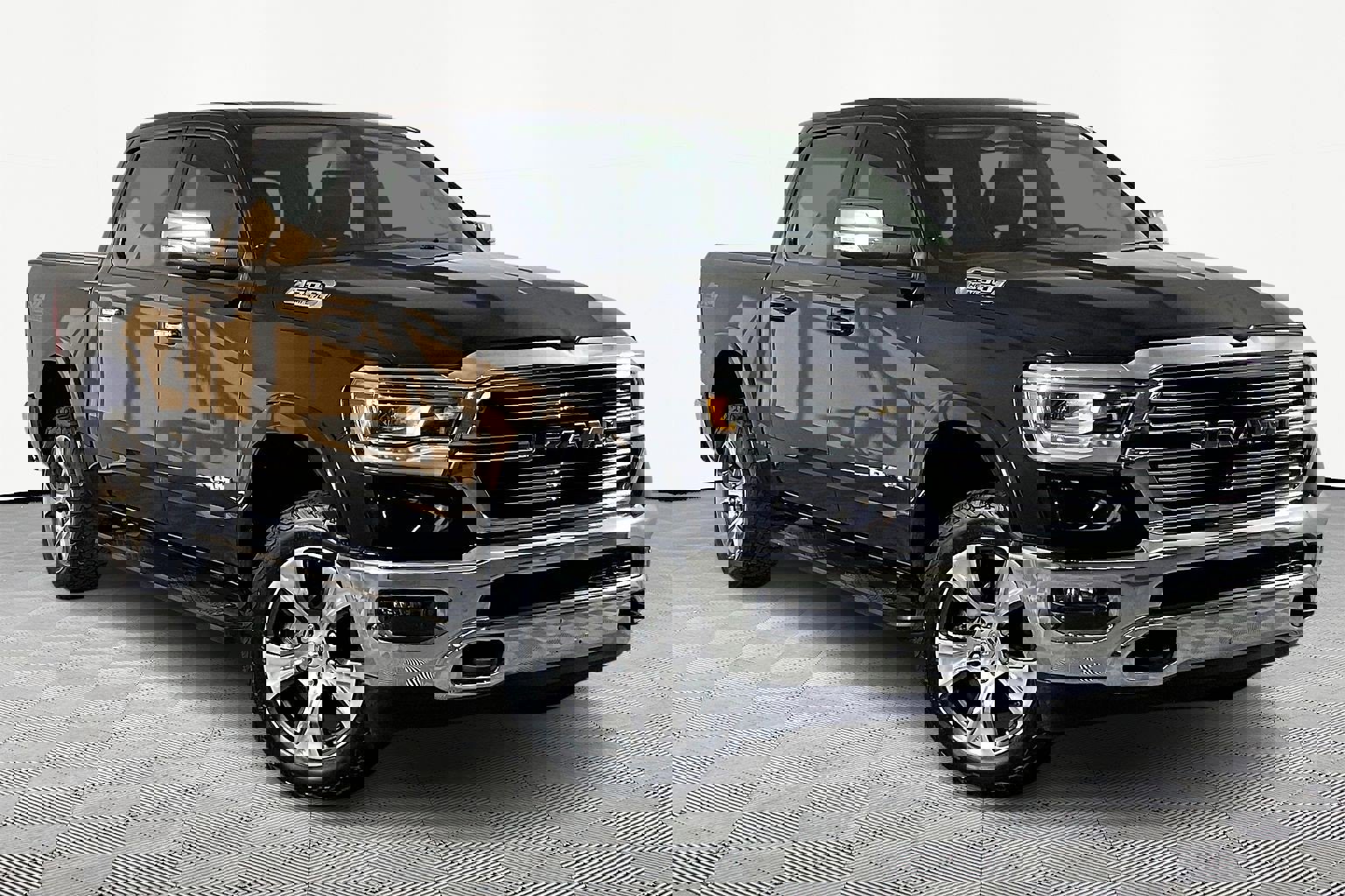 Used 2020 RAM 1500 Laramie image 4