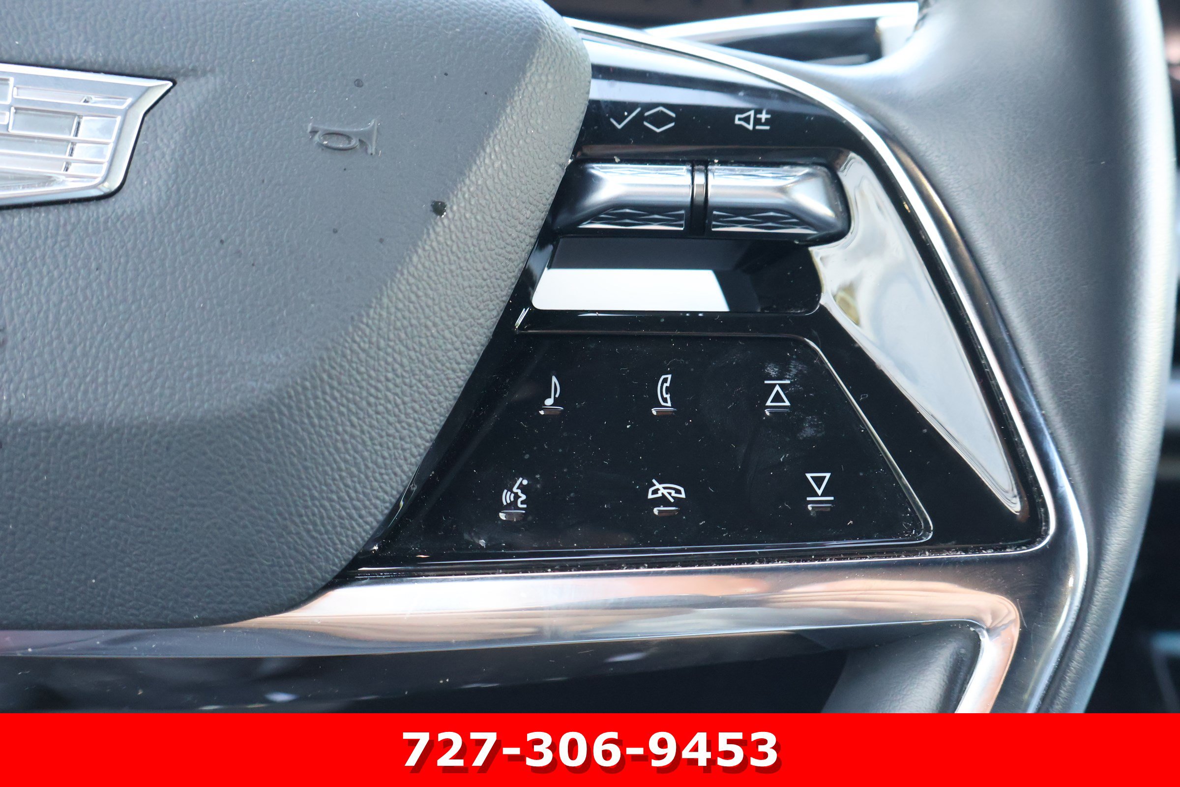 Used 2026 Cadillac Vistiq Luxury AWD/4WD image 27