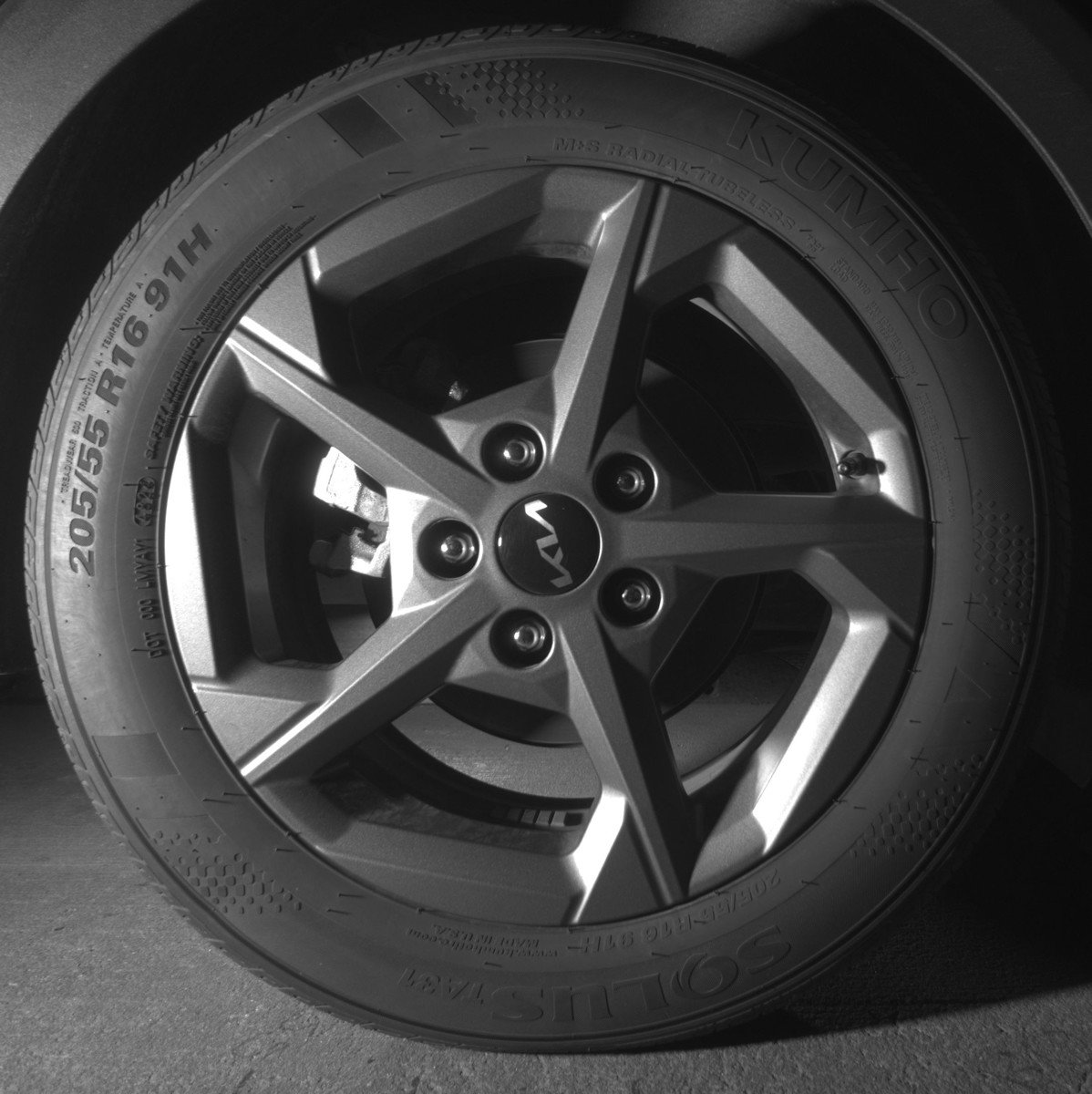 Used 2025 Kia K4 LXS image 15