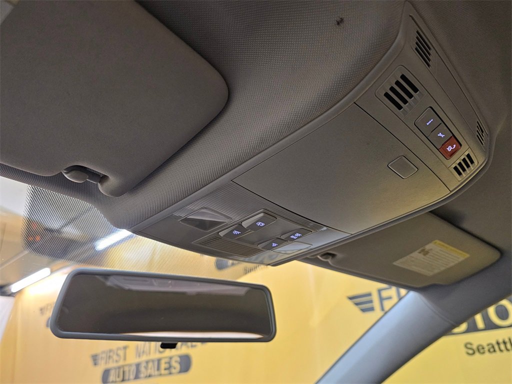 Used 2015 Volkswagen Golf SE image 31