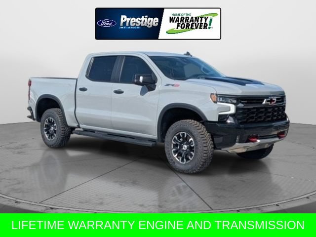 Used 2025 Chevrolet Silverado 1500 ZR2 AWD/4WD image 3