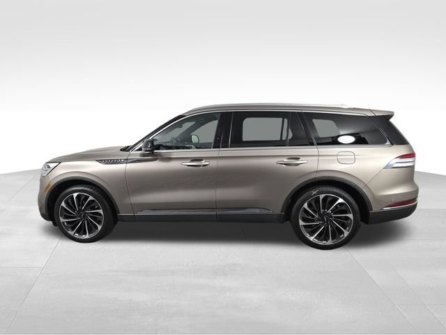 Used 2020 Lincoln Aviator Reserve w/ Equipment Group 202A AWD/4WD image 4