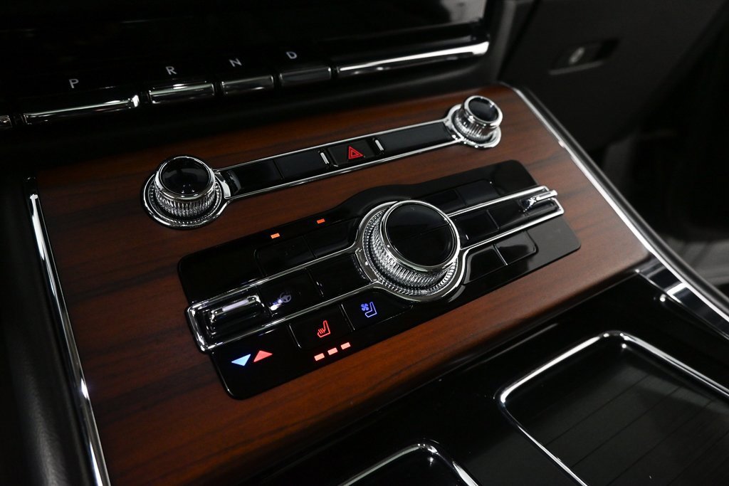 Used 2023 Lincoln Aviator Reserve w/ Elements Package Plus image 15