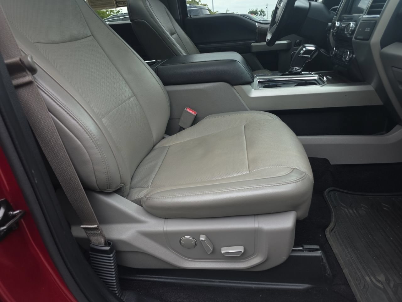 Used 2016 Ford F150 Lariat AWD/4WD image 20