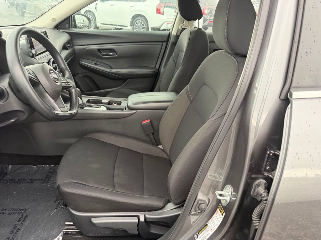 Used 2025 Nissan Sentra S FWD image 15