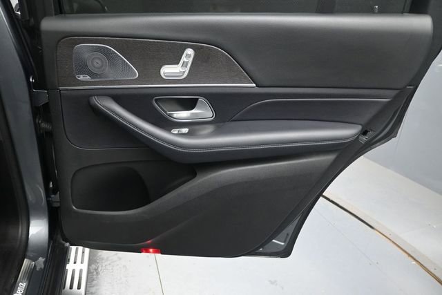 Used 2020 Mercedes-Benz GLS 450 4MATIC image 30