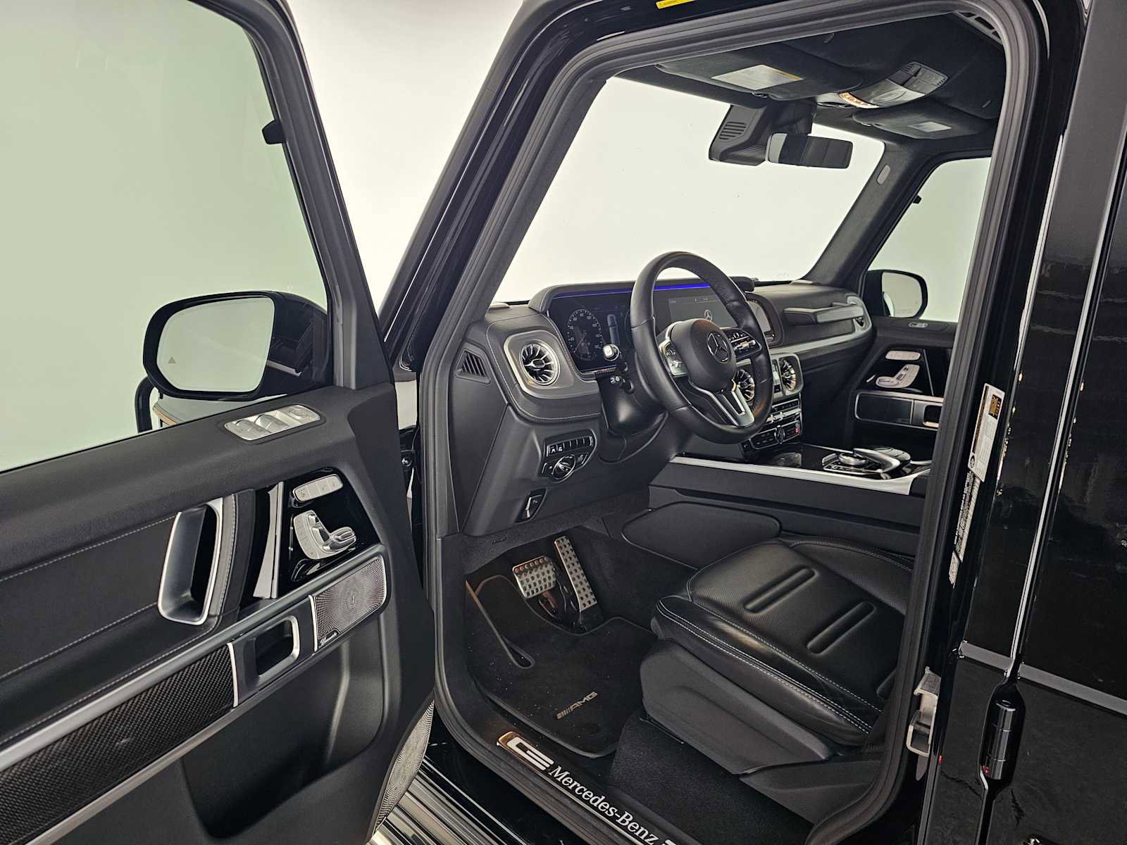 Used 2023 Mercedes-Benz G 550 image 19