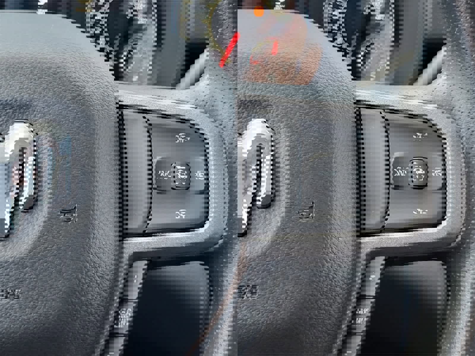 Used 2024 RAM 2500 Tradesman w/ Chrome Appearance Group image 27