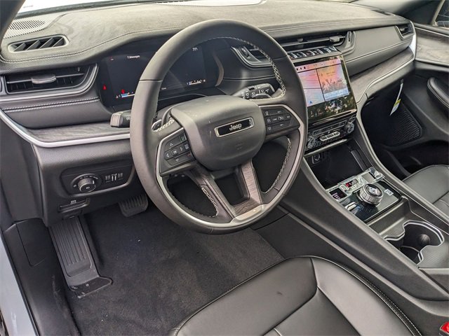 New 2024 Jeep Grand Cherokee L Limited image 8