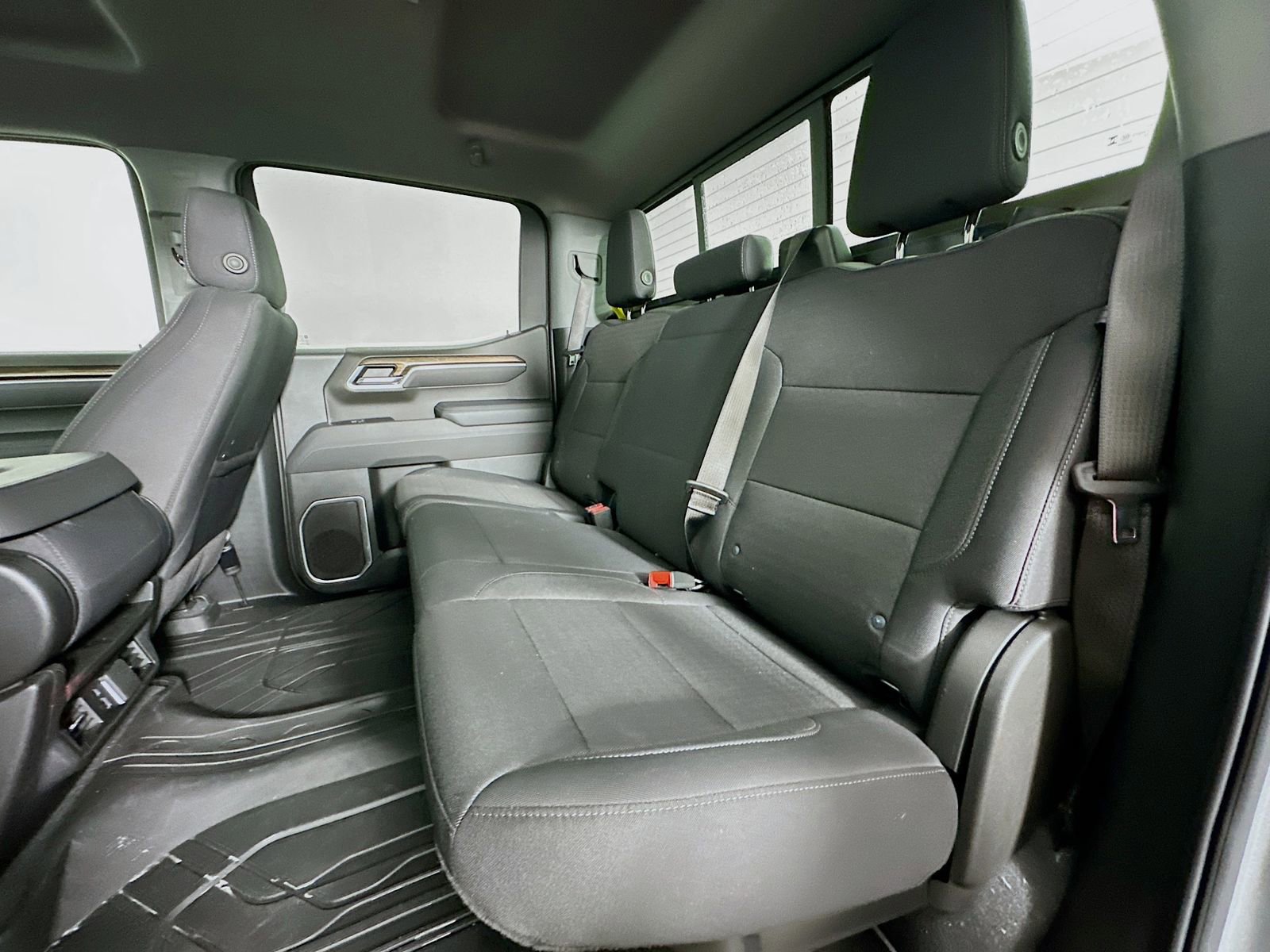 New 2025 Chevrolet Silverado 1500 LT w/ Safety Package image 25