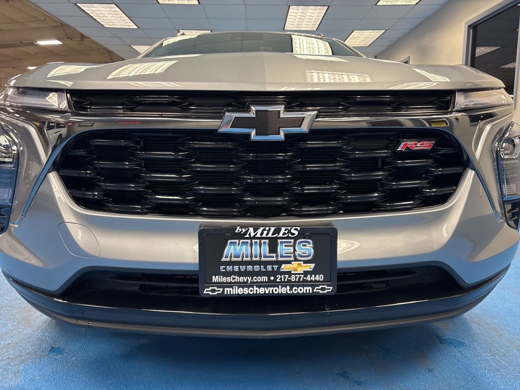 Certified 2025 Chevrolet Trax RS w/ Sunroof Package image 15