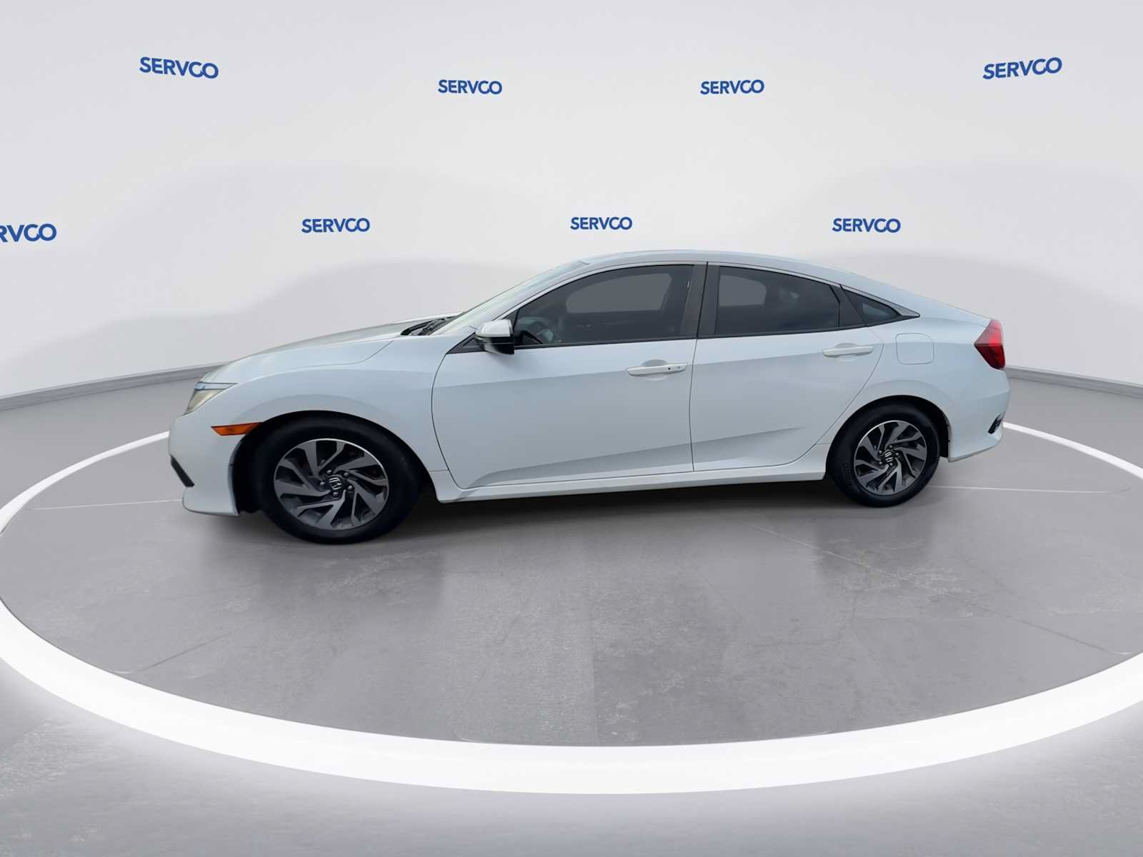 Used 2018 Honda Civic EX image 3