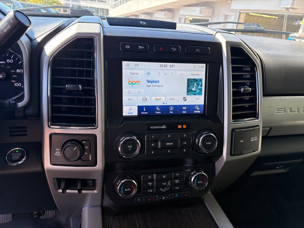 Used 2021 Ford F250 Lariat w/ Lariat Ultimate Package AWD/4WD image 22