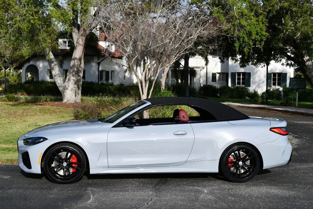 Used 2023 BMW M440i Convertible w/ Premium Package image 37