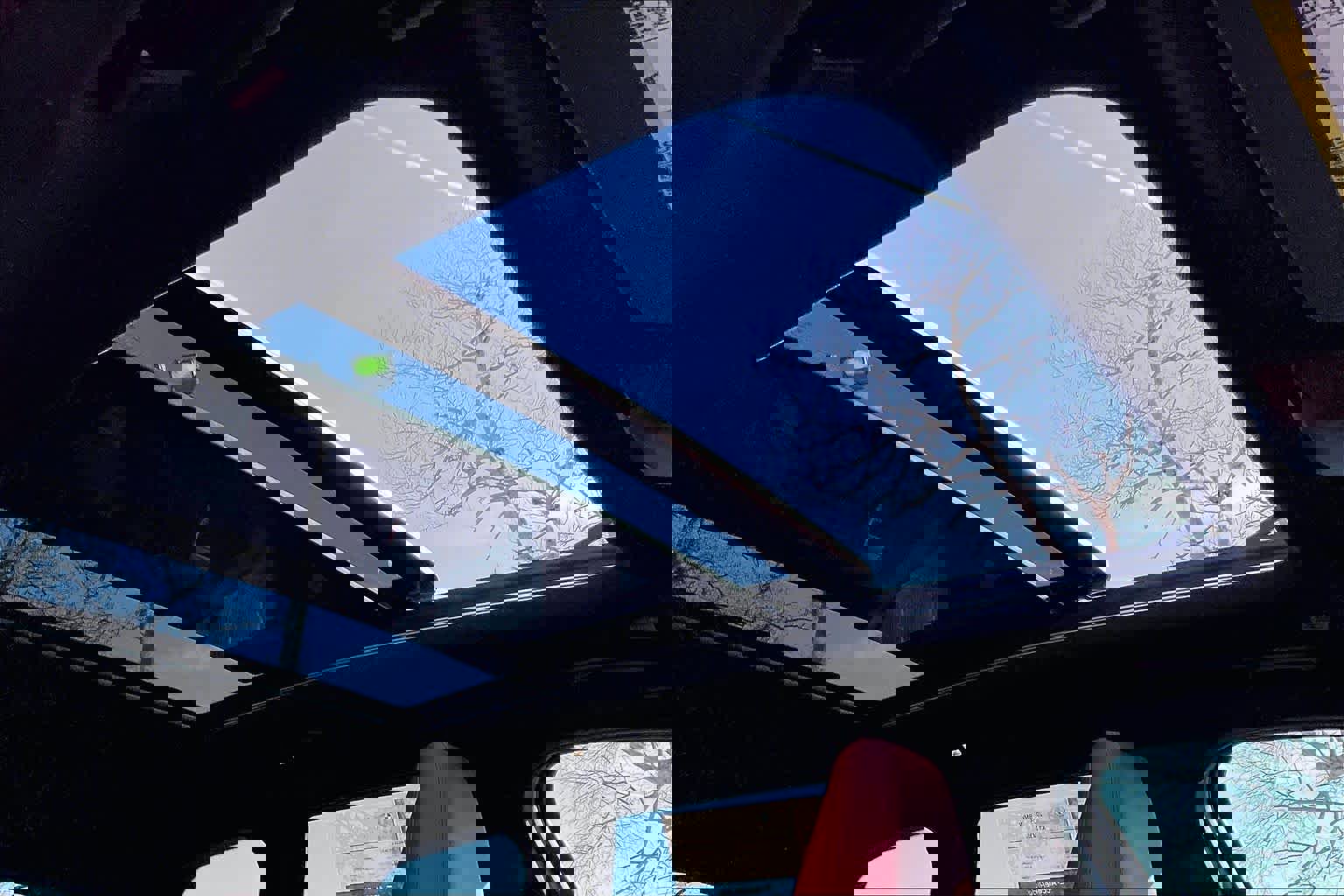 Used 2025 BMW X1 M35i w/ Shadowloine Package image 13