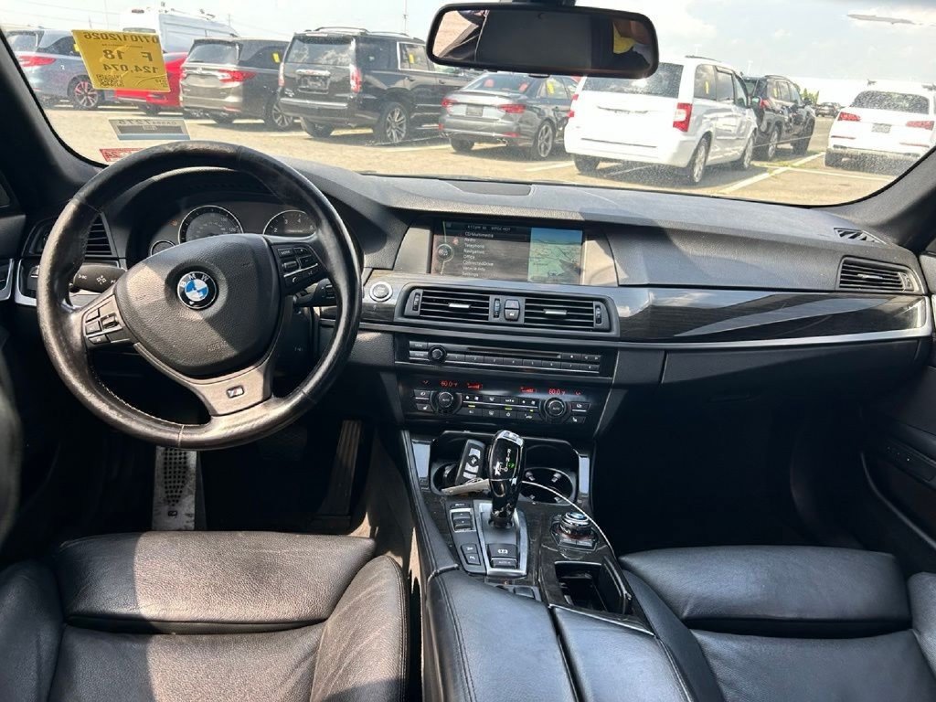 Used 2012 BMW 550i xDrive Sedan AWD/4WD image 17