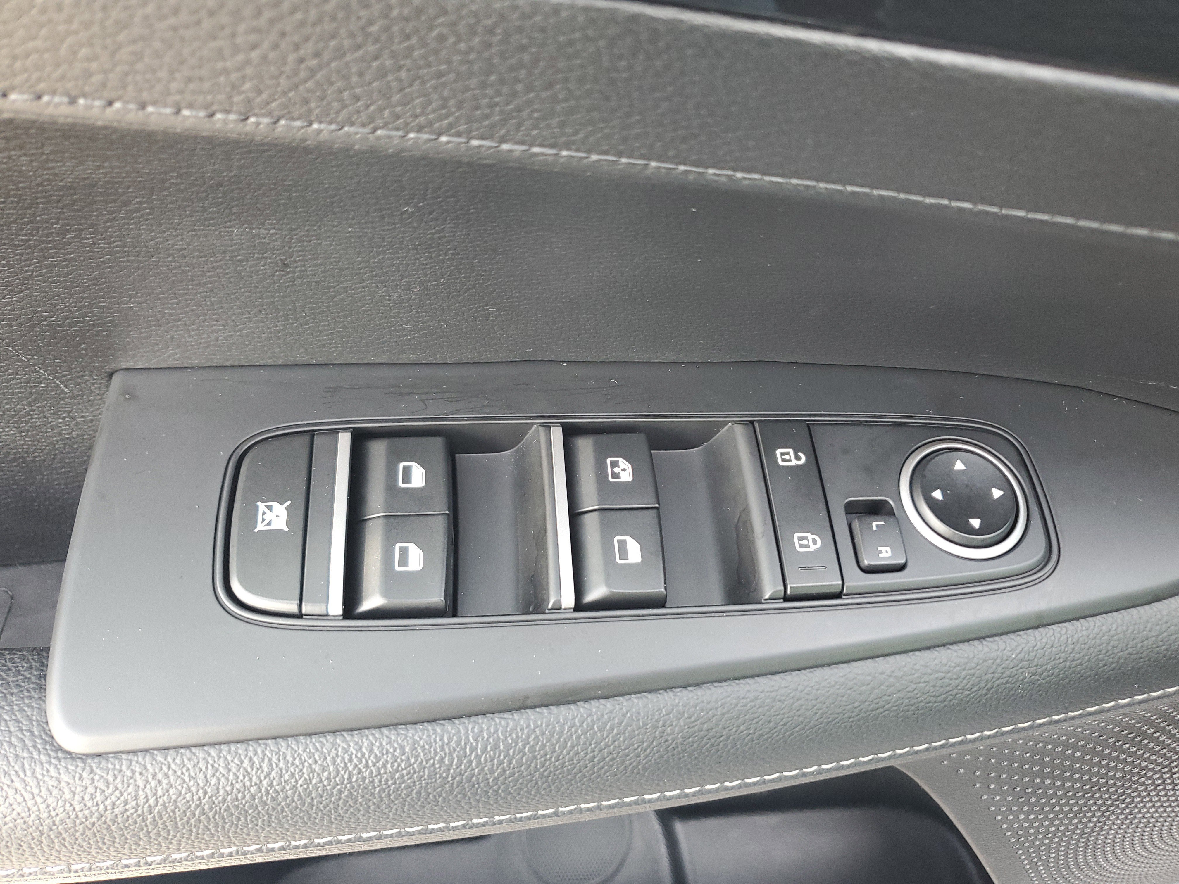 Used 2024 Kia Forte GT-Line w/ GT-Line Premium Package image 24