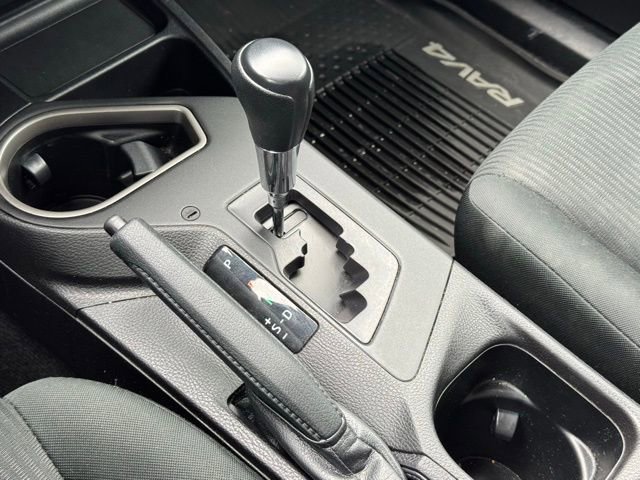 Used 2016 Toyota RAV4 LE image 30