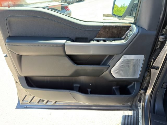 Used 2021 Ford F150 Lariat w/ Equipment Group 502A High AWD/4WD image 20
