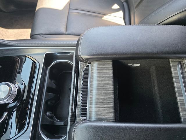 Used 2024 Jeep Wagoneer L Series II w/ Flexible Seating Group image 22