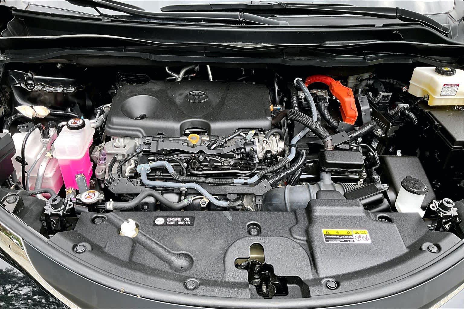 Certified 2023 Toyota Sienna XLE w/ XLE Plus Package AWD/4WD image 58
