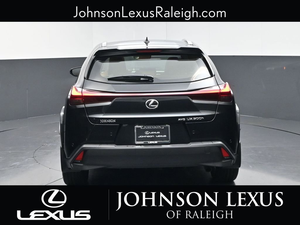 New 2026 Lexus UX 300h AWD image 8