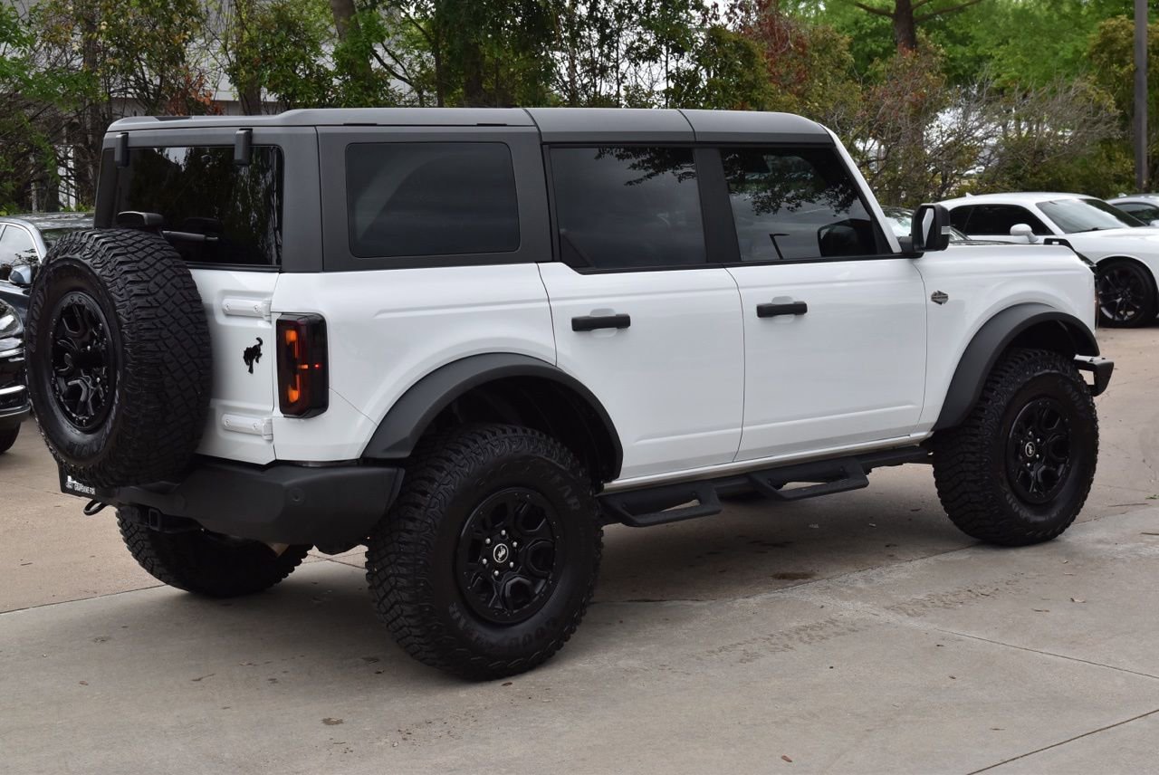 Used 2023 Ford Bronco Wildtrak image 7