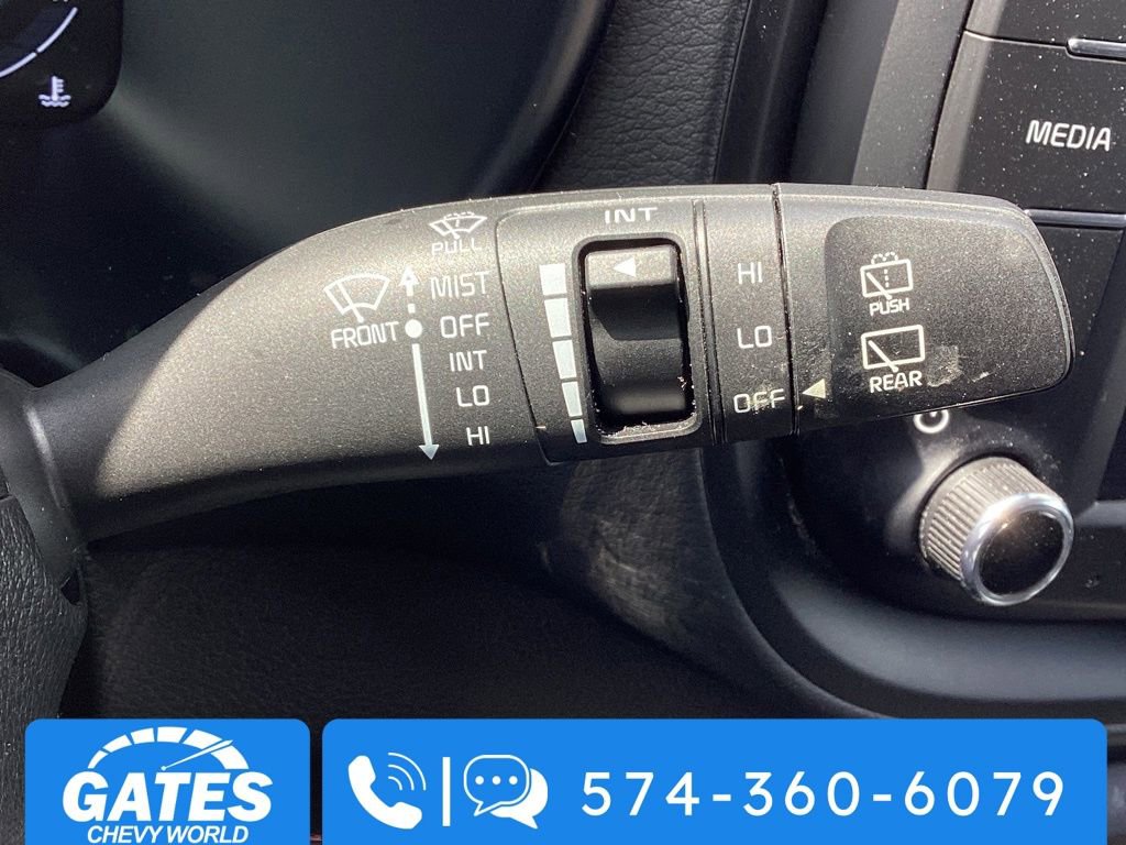Used 2025 Kia Soul LX w/ LX Technology Package image 22