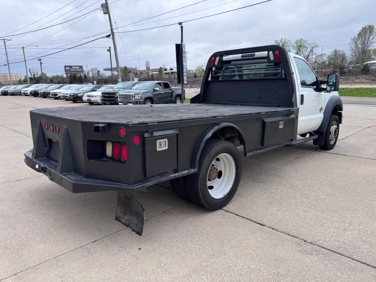 Used 2015 Ford F550 4x4 Regular Cab Super Duty image 10