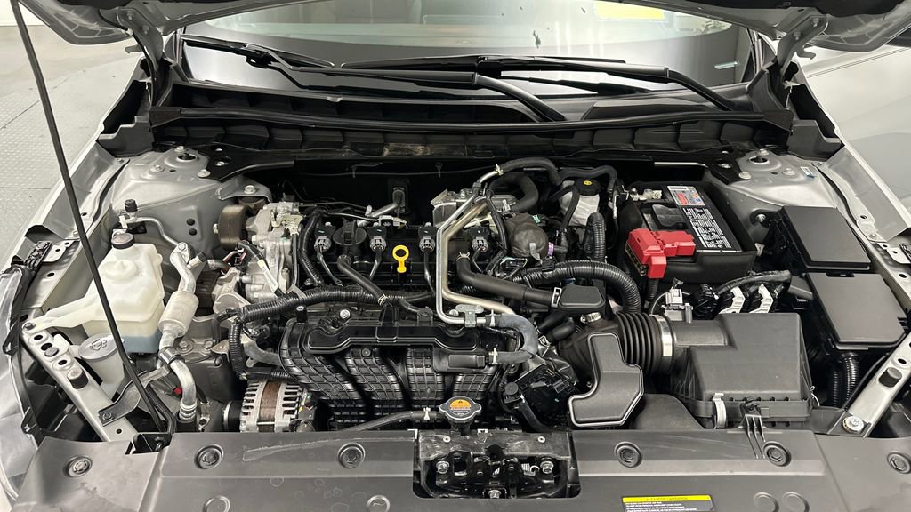 Certified 2022 Nissan Altima 2.5 SR FWD image 11