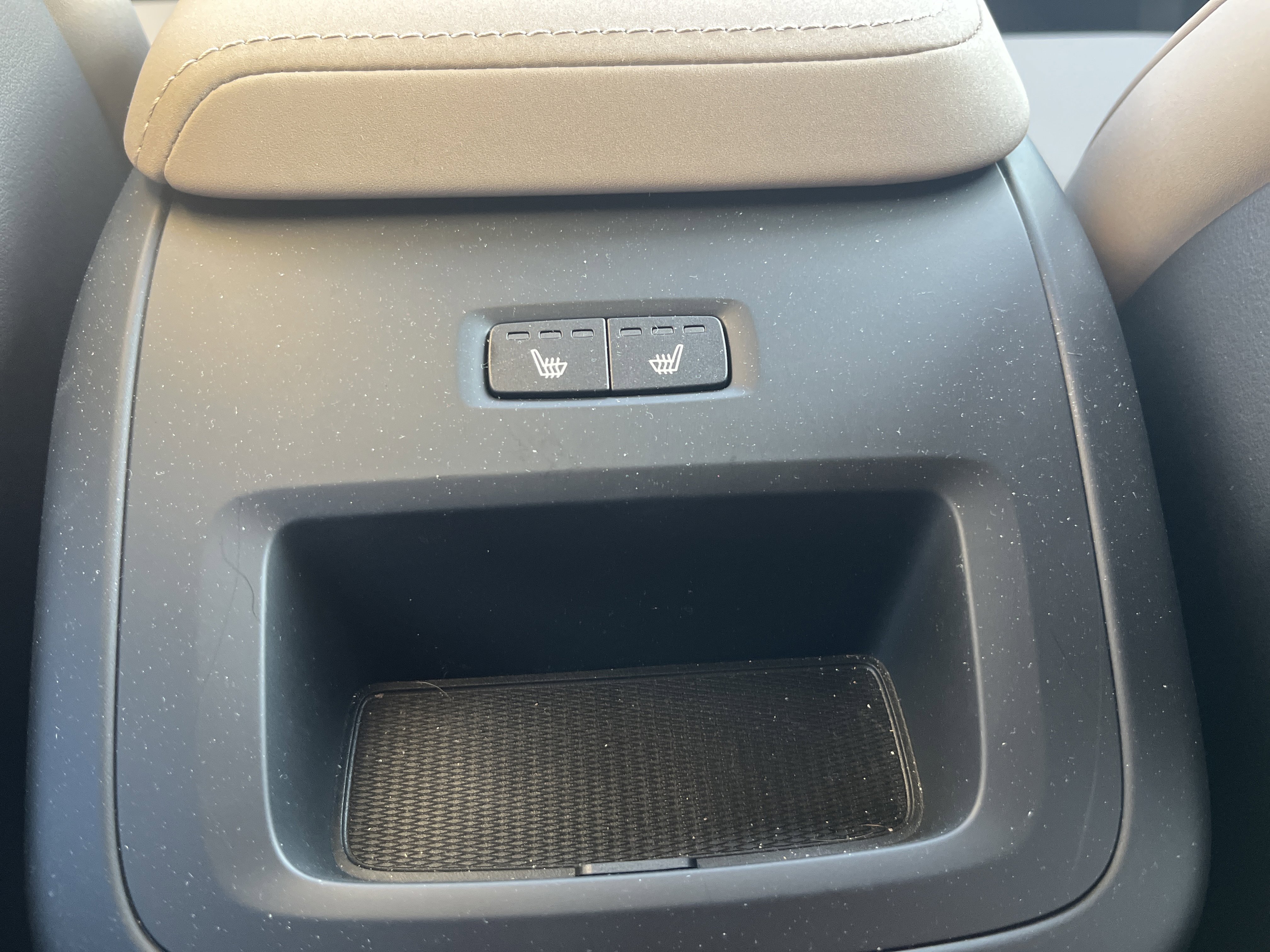 New 2026 Volvo XC60 B5 Plus w/ Protection Package Premier image 13