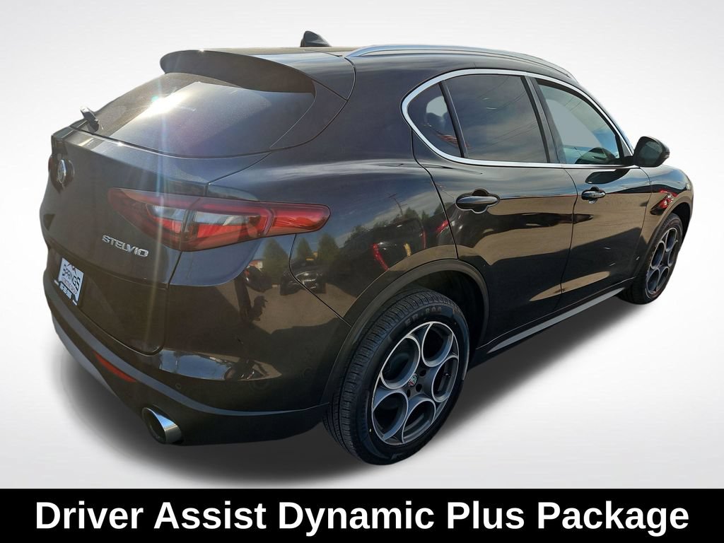 Used 2018 Alfa Romeo Stelvio Ti AWD/4WD image 6