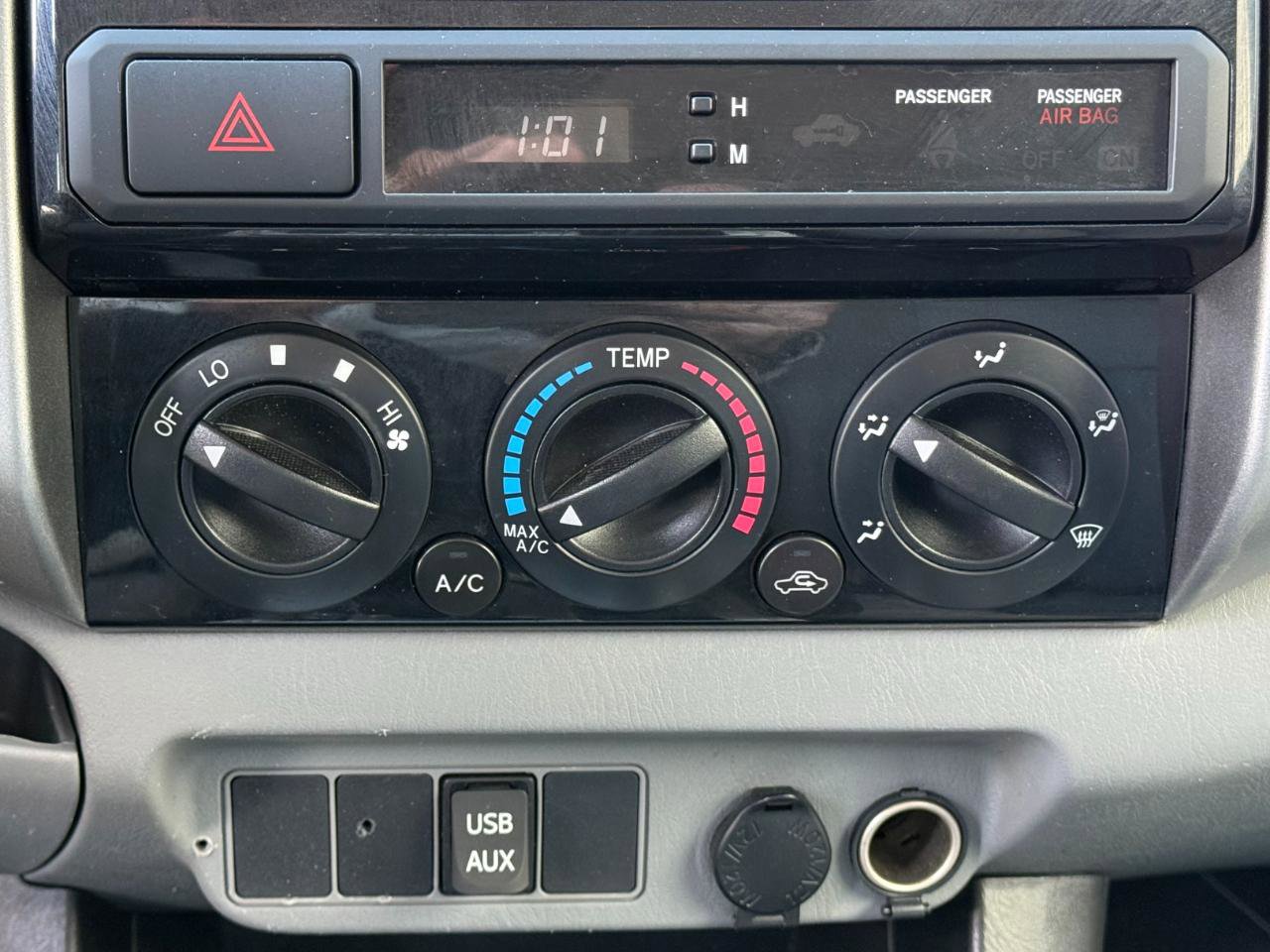 Used 2013 Toyota Tacoma 4x4 Double Cab w/ TRD Sport Pkg image 21