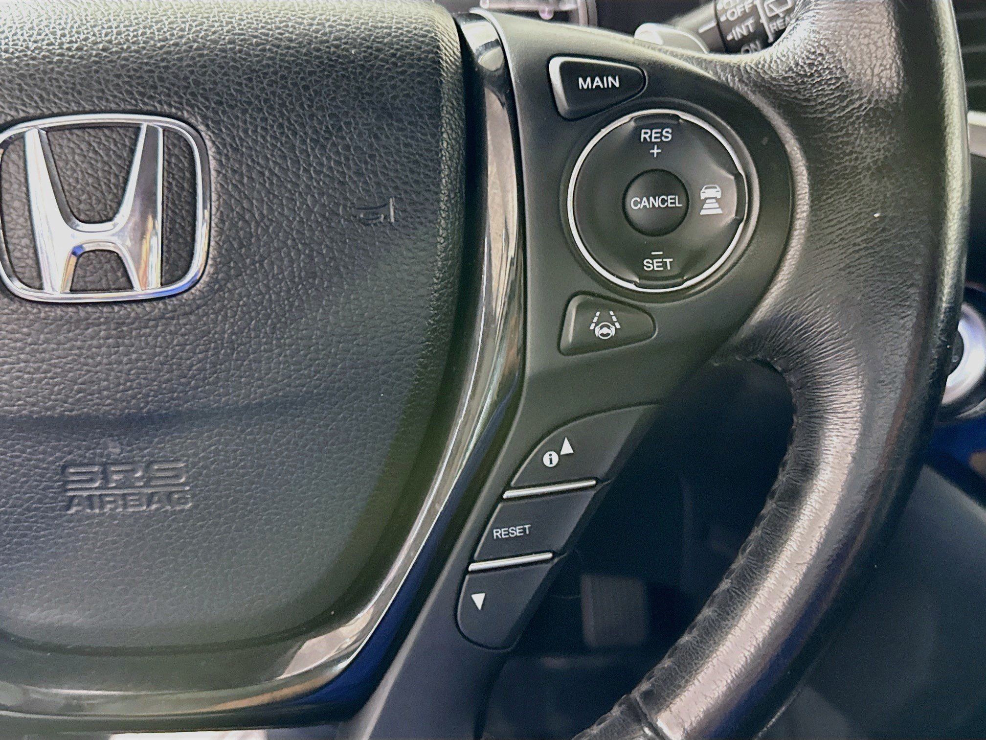Used 2018 Honda Pilot Elite image 15