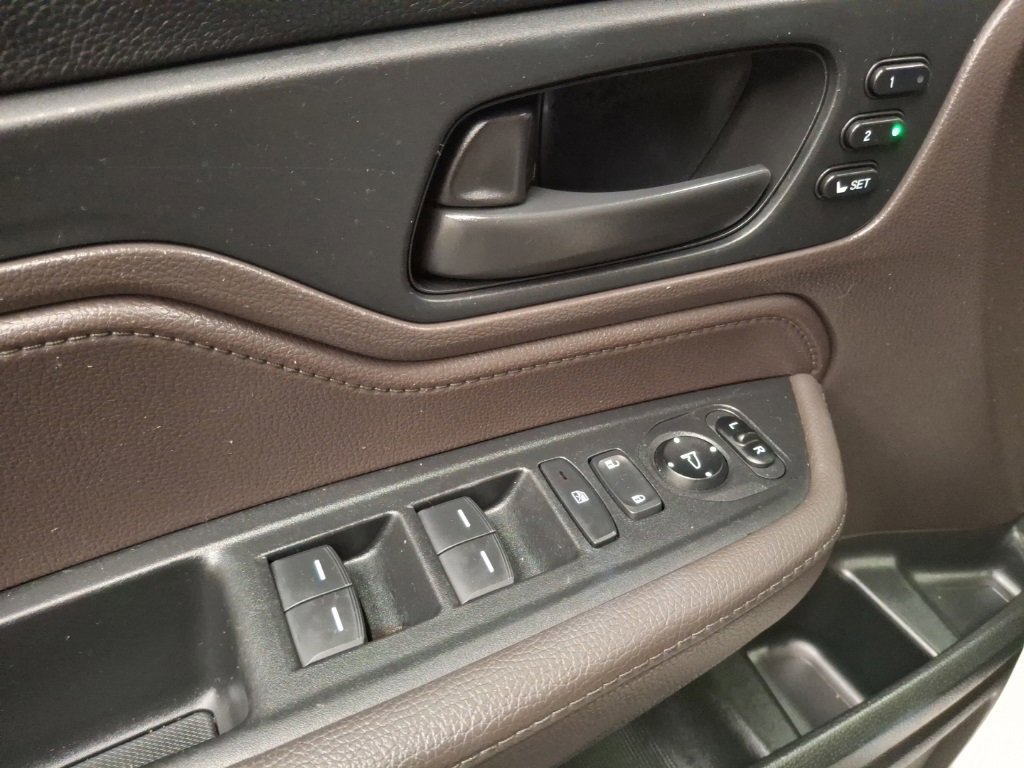 Used 2018 Honda Odyssey EX-L image 15