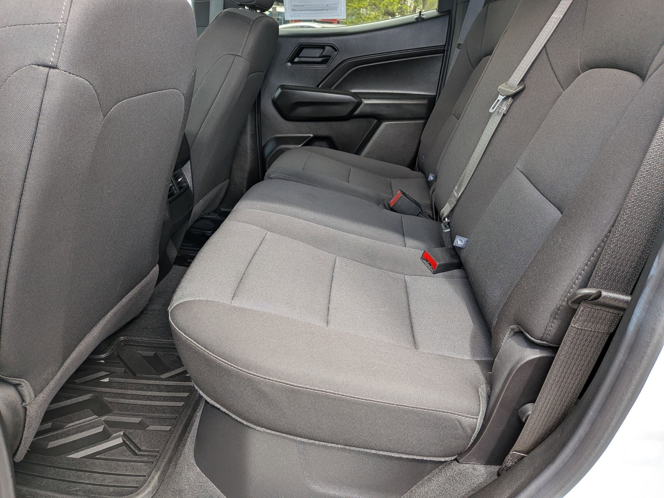 Used 2025 Chevrolet Colorado W/T w/ WT Convenience Package II image 28