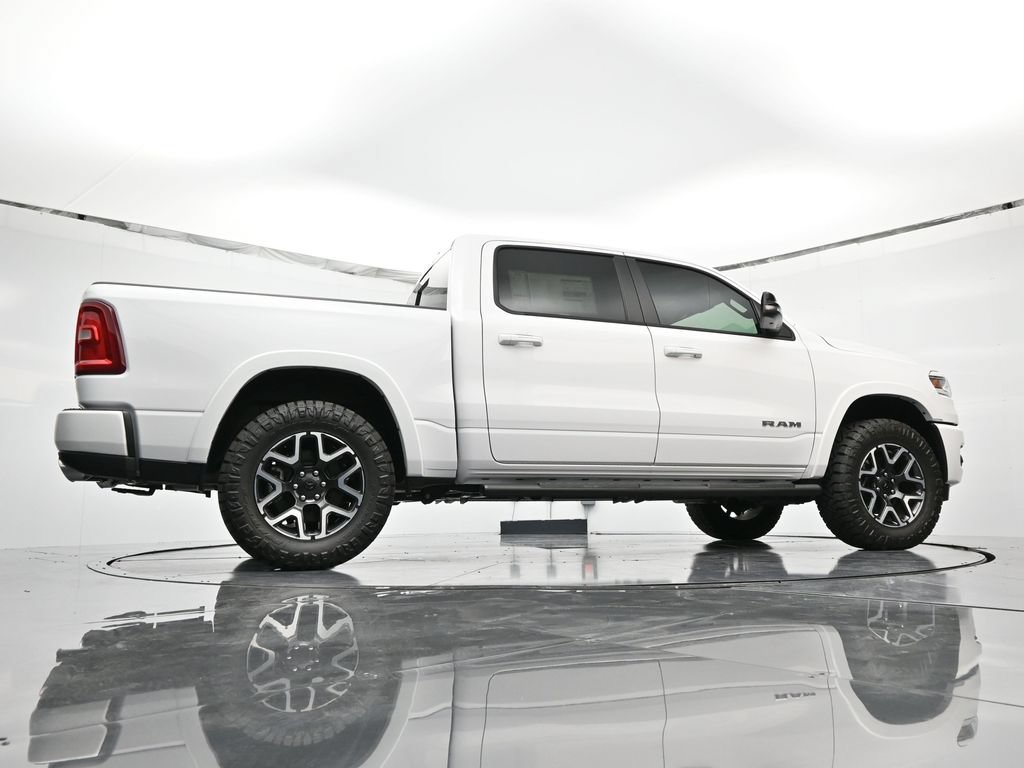 New 2025 RAM 1500 Laramie w/ Sport Appearance Package AWD/4WD image 38