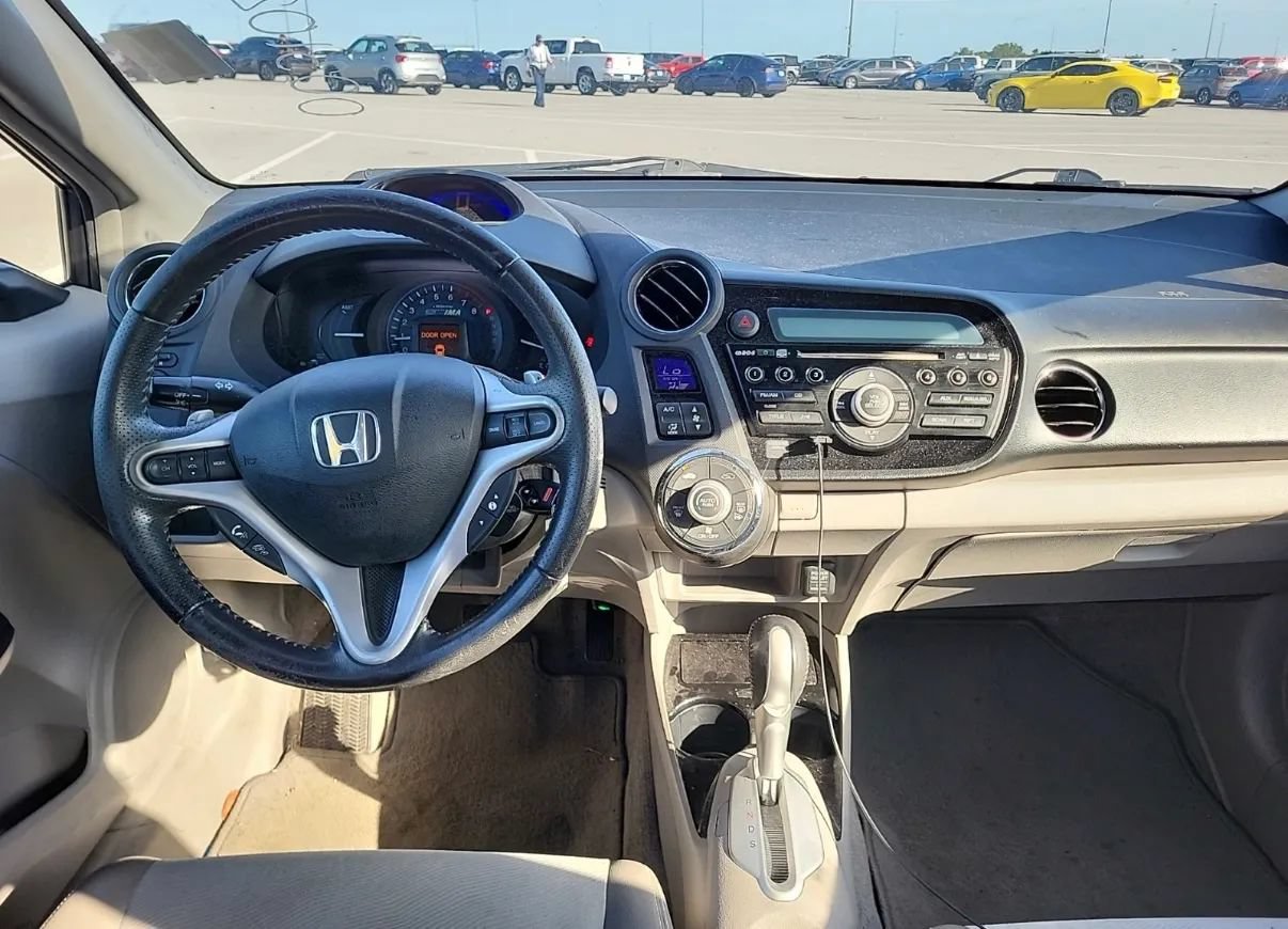 Used 2013 Honda Insight EX image 7