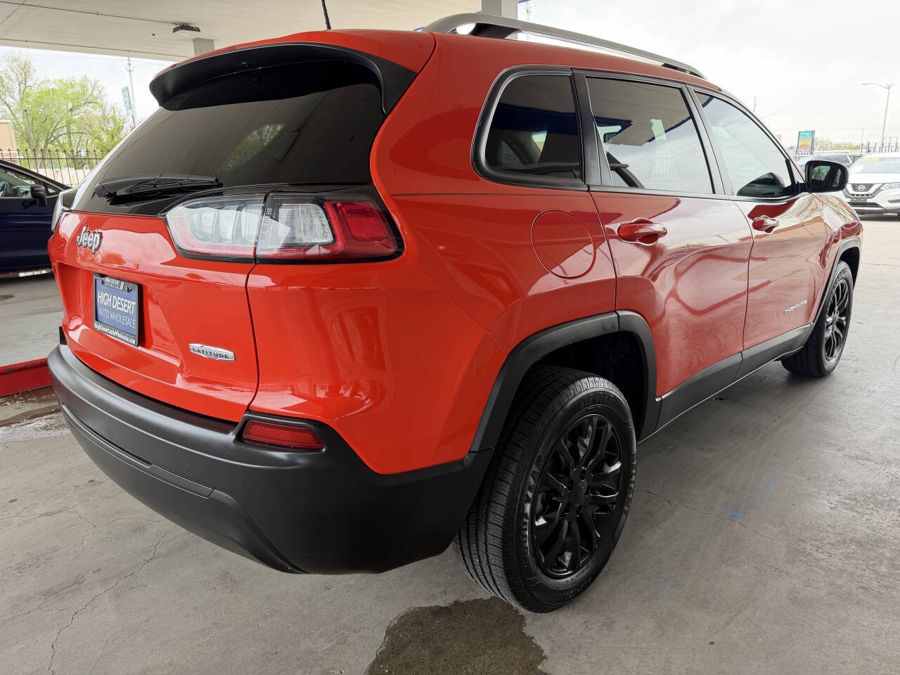 Used 2021 Jeep Cherokee Latitude FWD image 5