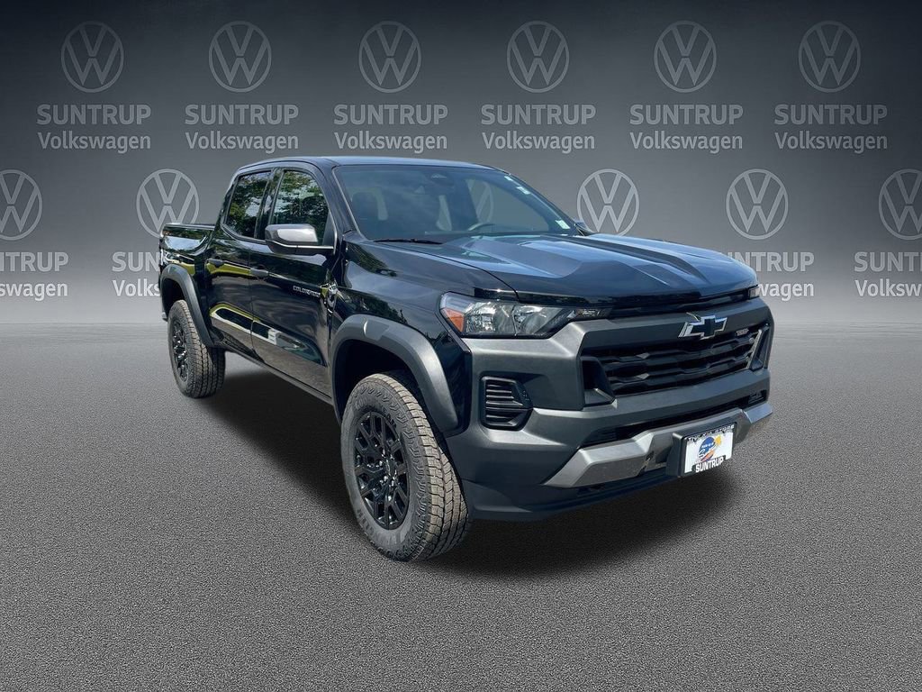Used 2025 Chevrolet Colorado Trail Boss image 53